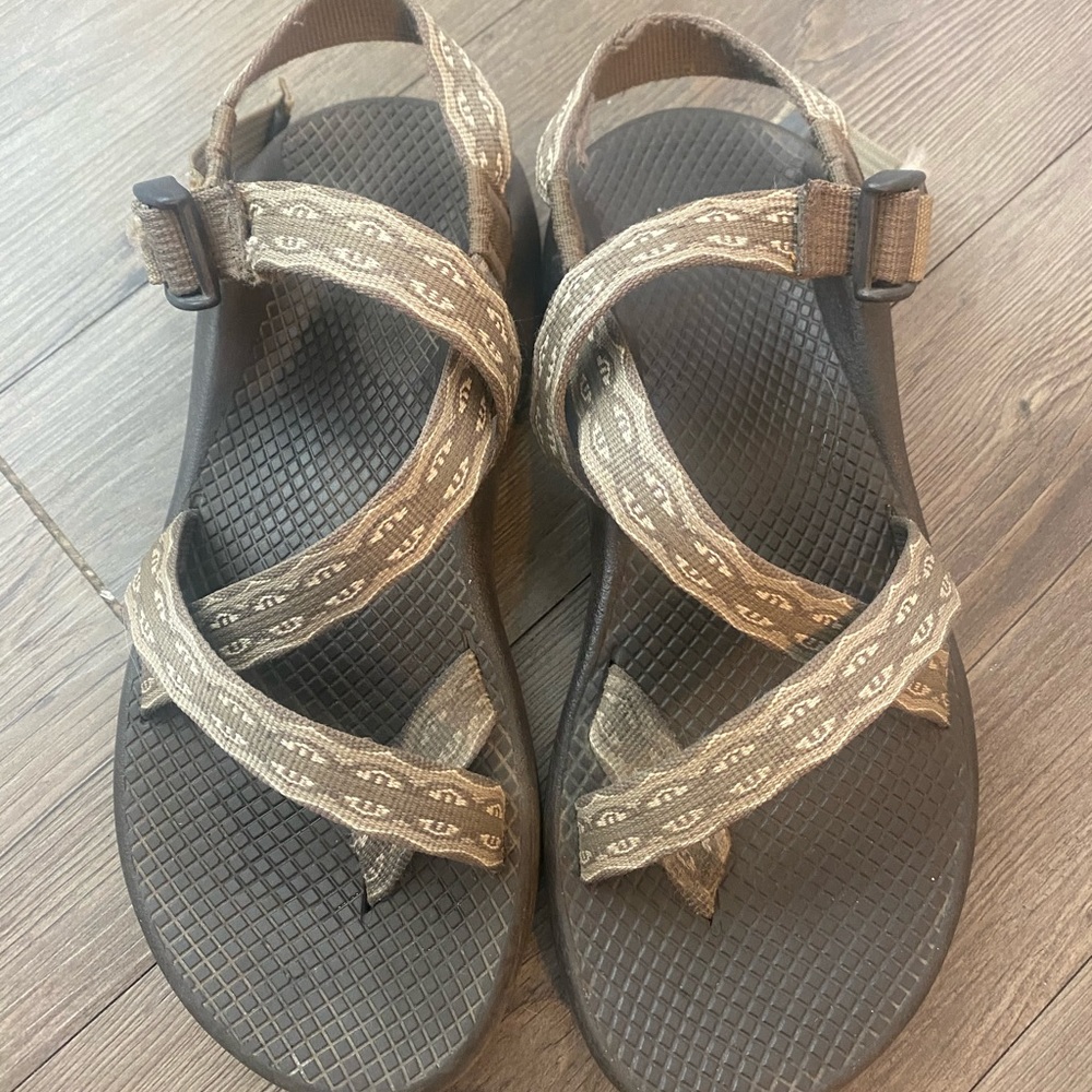 Chacos women’s size 8